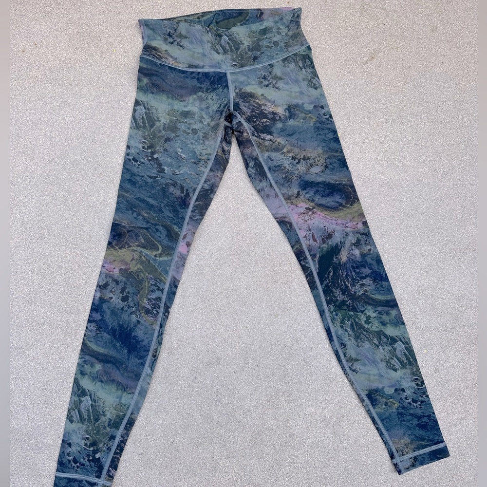 lululemon Align™ High-Rise - Tie Die - size 4